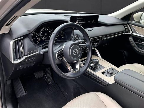Certified 2025 MAZDA CX-90 3.3 Turbo w/ Preferred Package image 9