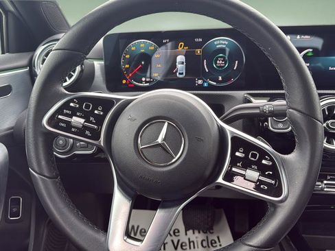 Used 2022 Mercedes-Benz A 220 4MATIC image 14