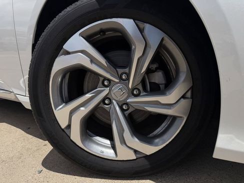 Used 2020 Honda Accord EX-L image 9