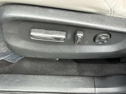 Used 2019 Honda CR-V EX-L image 26