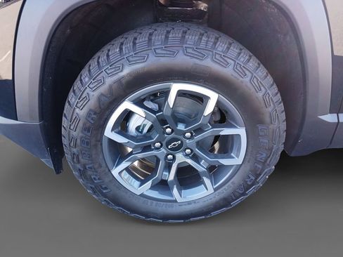 New 2026 Chevrolet Equinox ACTIV w/ Convenience Package III image 15