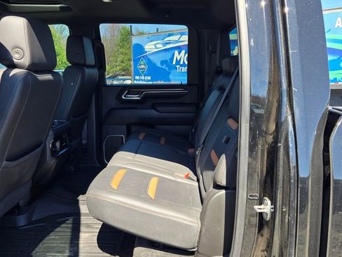 Used 2024 GMC Sierra 3500 AT4 w/ AT4 Preferred Package image 25