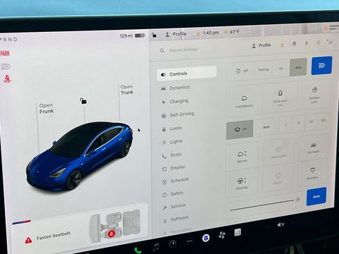Used 2020 Tesla Model 3 Standard Range Plus RWD image 23