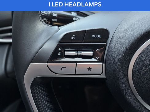 Used 2024 Hyundai Elantra Limited image 28