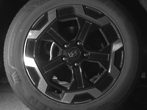 Used 2026 Hyundai Santa Fe SEL FWD image 18
