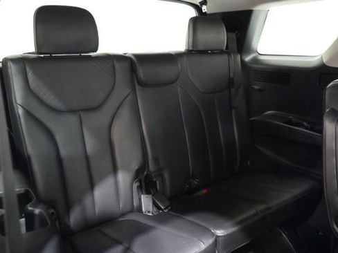 Used 2023 Hyundai Palisade SEL w/ Premium Package image 36