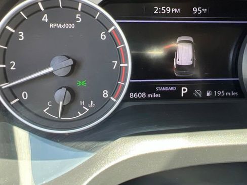 Used 2025 Nissan Rogue SV w/ SV Premium Package FWD image 12