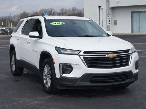 Certified 2023 Chevrolet Traverse LT image 24