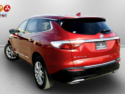 Used 2022 Buick Enclave Premium image 5