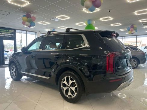 Used 2022 Kia Telluride EX image 10
