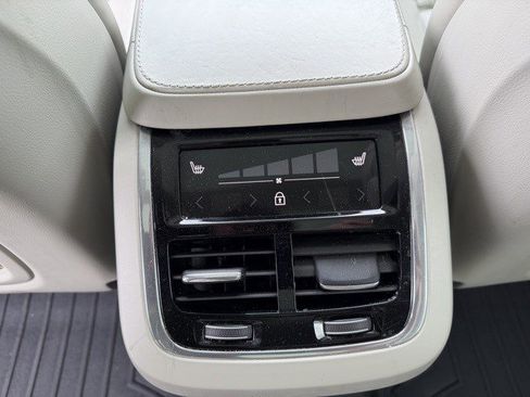 Used 2020 Volvo XC90 T6 Inscription image 23