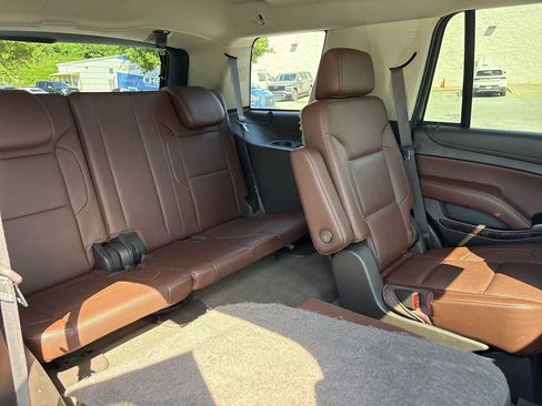 Used 2015 Chevrolet Tahoe LTZ AWD/4WD image 28