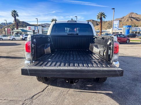 Used 2023 Toyota Tacoma TRD Off-Road w/ Black Out Package (TMS) image 13