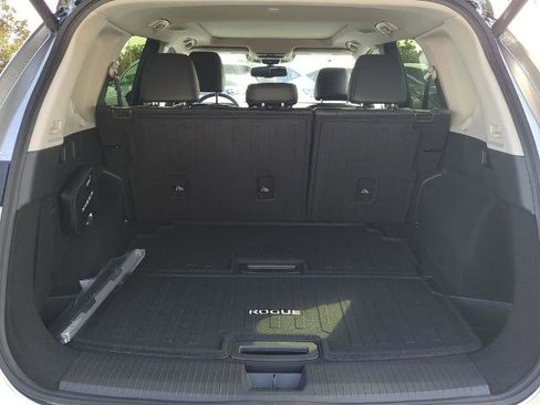 Certified 2026 Nissan Rogue Platinum w/ Tech Package image 13