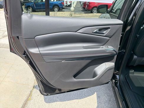 New 2026 Chevrolet Traverse Z71 w/ LPO, Floor Liner Package AWD/4WD image 20