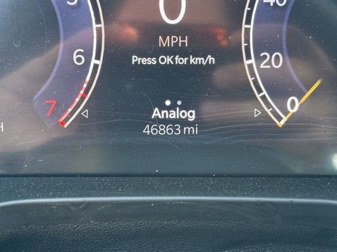 Used 2024 Jeep Grand Cherokee L Limited w/ Luxury Tech Group II image 4