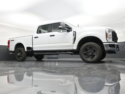 Used 2024 Ford F250 XL w/ 360-Degree Camera Package AWD/4WD image 27