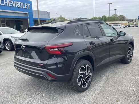 New 2026 Chevrolet Trax RS w/ Driver Confidence Package FWD image 3