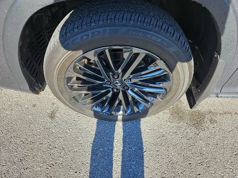 Used 2022 Lexus RX 350L Premium image 13