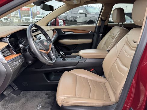 Used 2019 Cadillac XT5 Platinum image 26
