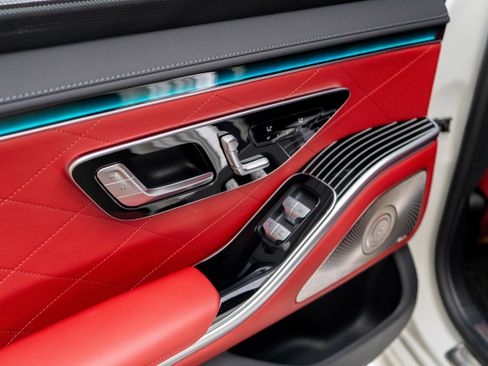 Used 2023 Mercedes-Benz S 580 4MATIC Sedan image 33