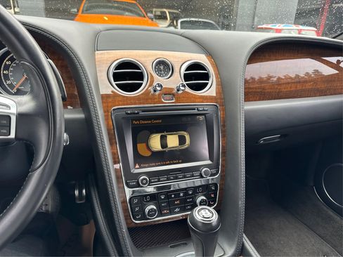 Used 2014 Bentley Continental GT image 11