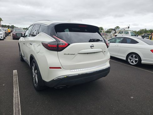Used 2020 Nissan Murano SL w/ Moonroof Package FWD image 6