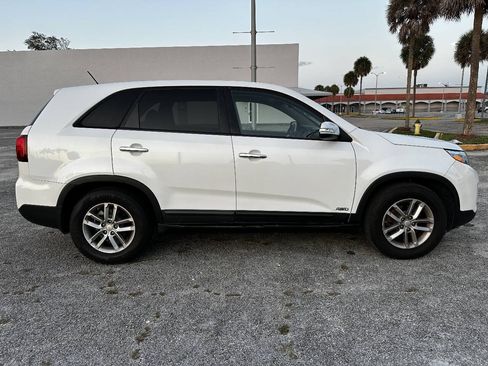 Used 2015 Kia Sorento LX AWD/4WD image 5