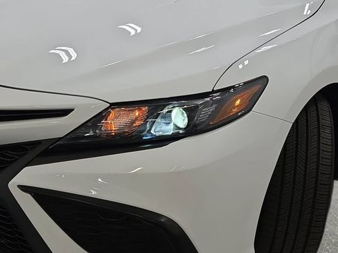 Certified 2024 Toyota Camry SE FWD image 27