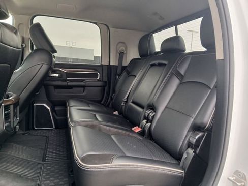 Used 2024 RAM 3500 Laramie w/ Towing Technology Group image 13