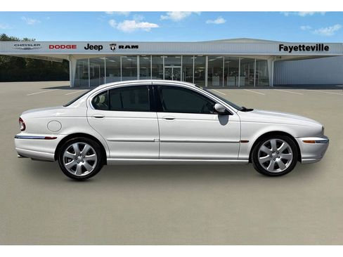 Used 2004 Jaguar X-TYPE 3.0 AWD/4WD image 2