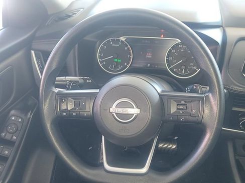 Used 2024 Nissan Rogue S FWD image 14
