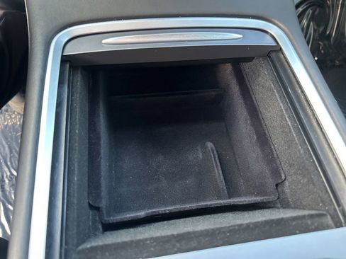 Used 2024 Tesla Model Y Performance image 37