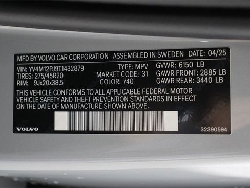 Used 2026 Volvo XC90 B5 Core image 16