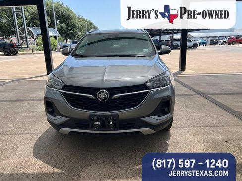 Used 2023 Buick Encore GX Select FWD image 2