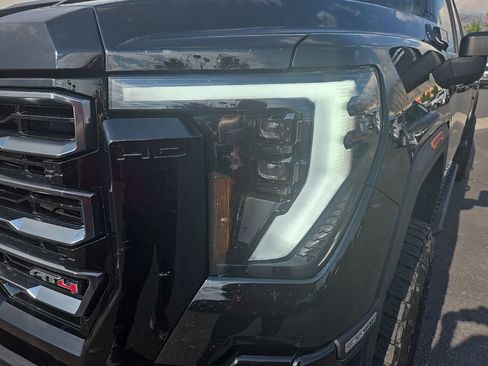 Used 2024 GMC Sierra 2500 AT4 w/ AT4 Preferred Package image 35