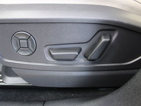 New 2025 Audi Q5 2.0T Premium Plus image 26