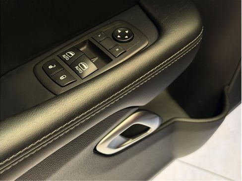 Used 2021 Dodge Challenger R/T Scat Pack RWD image 11