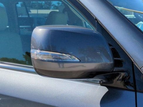 Used 2019 Lexus LX 570 4WD w/ Luxury Package image 11