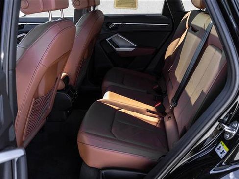 Certified 2025 Audi Q3 2.0T Premium Plus w/ Premium Plus Package image 22