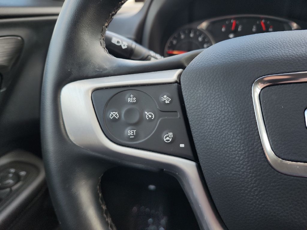 Used 2023 GMC Terrain SLT AWD/4WD image 30