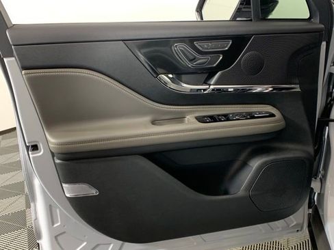 New 2025 Lincoln Corsair Premiere w/ Equipment Group 101A image 26