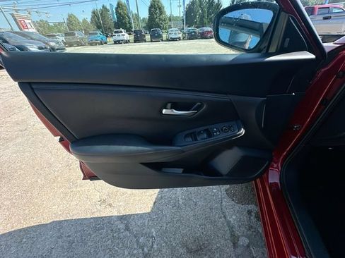 Used 2024 Nissan Sentra SV FWD image 24