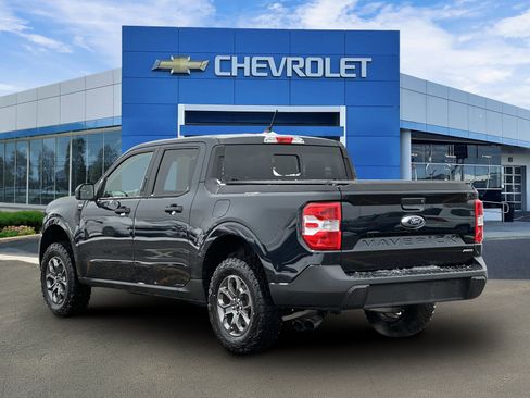 Used 2022 Ford Maverick XLT w/ Equipment Group 300A Standard image 3