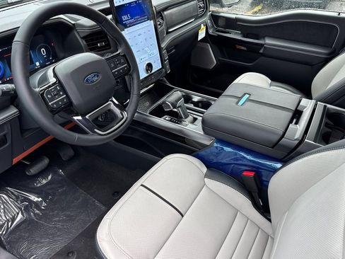New 2025 Ford F150 Lightning Platinum image 9