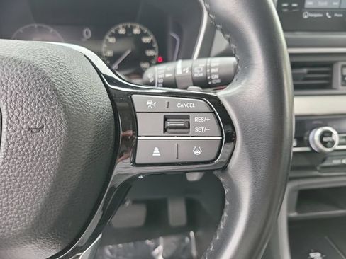 Used 2025 Honda Pilot Touring image 34