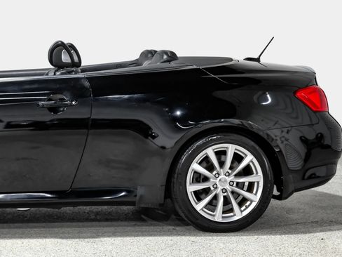 Used 2011 INFINITI G37 Convertible w/ Premium Pkg RWD image 11