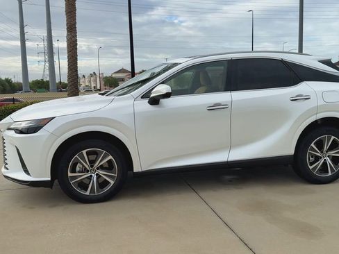 Used 2026 Lexus RX 350 FWD image 5