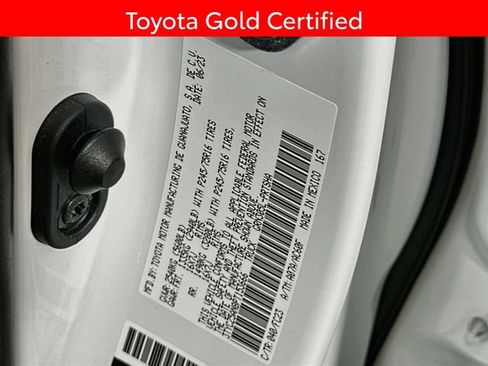 Certified 2023 Toyota Tacoma SR5 AWD/4WD image 32