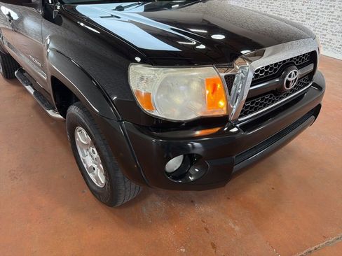 Used 2011 Toyota Tacoma PreRunner w/ SR5 Pkg #2 image 9